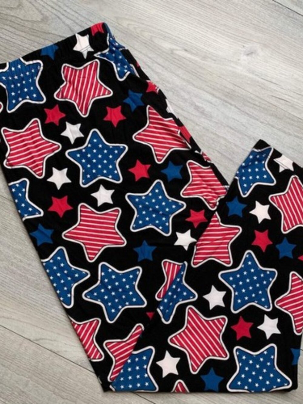 "Americana" LNC Womens Full Length Buttery Soft Leggings Size 3x-5x